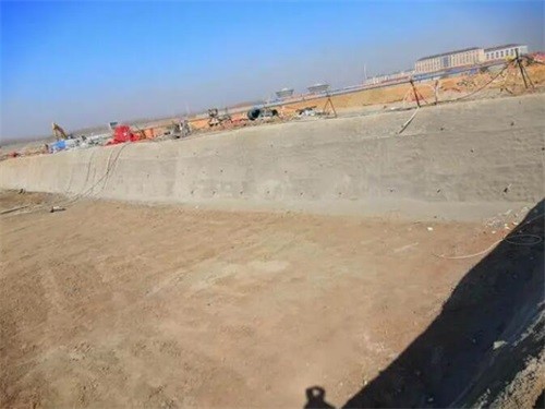 覃塘高铁桩基础建设